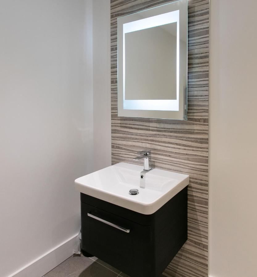 Custom House Apartments 뉴리 외부 사진
